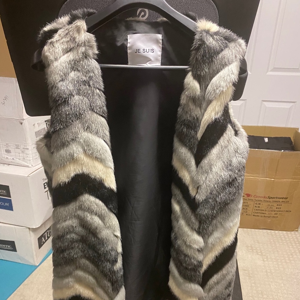 Like New Faux Fur Patchwork Long Warm Vest Grey Tones Made in Italy Small